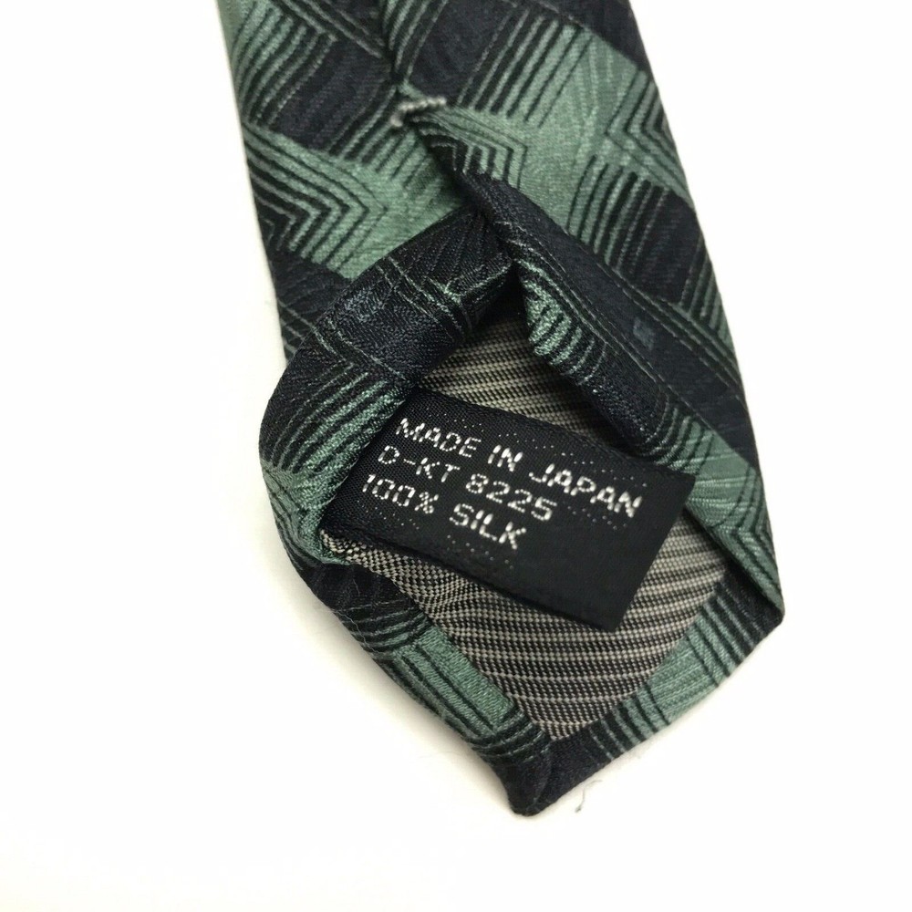 Jhane Barnes 100% Silk Tie Men's Green Black Geometric Designer Necktie Japan - Picture 8 of 10